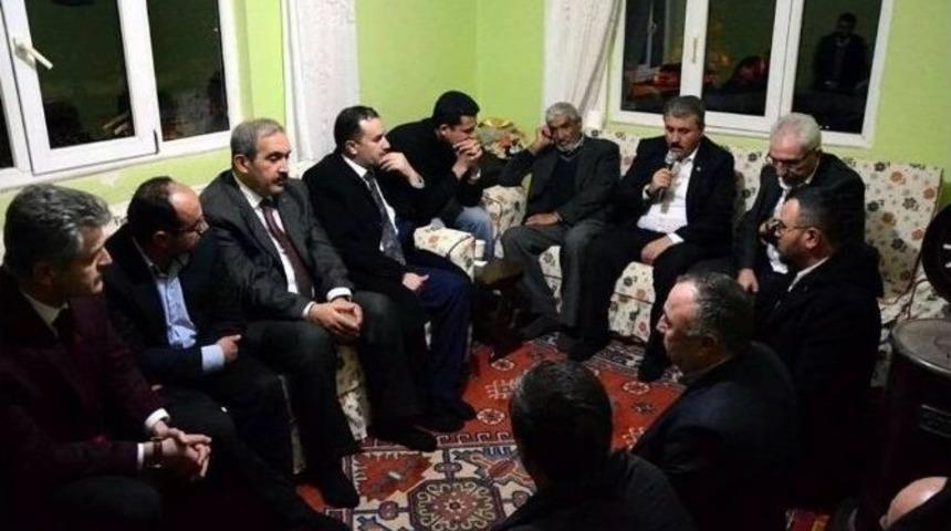 Bbp Genel Başkanı Desteci Şehit Evini Ziyaret Etti