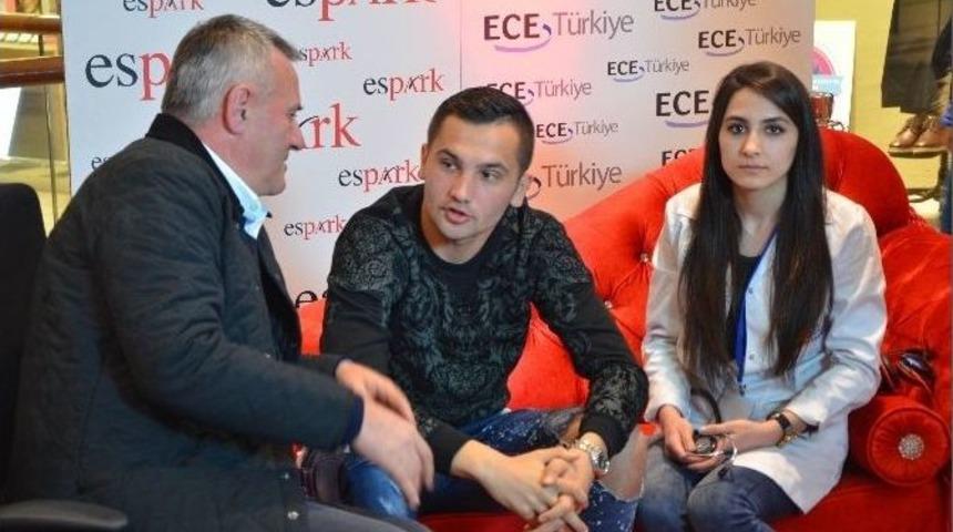 Eskişehirsporlu Oyuncular Kalbini Dinledi