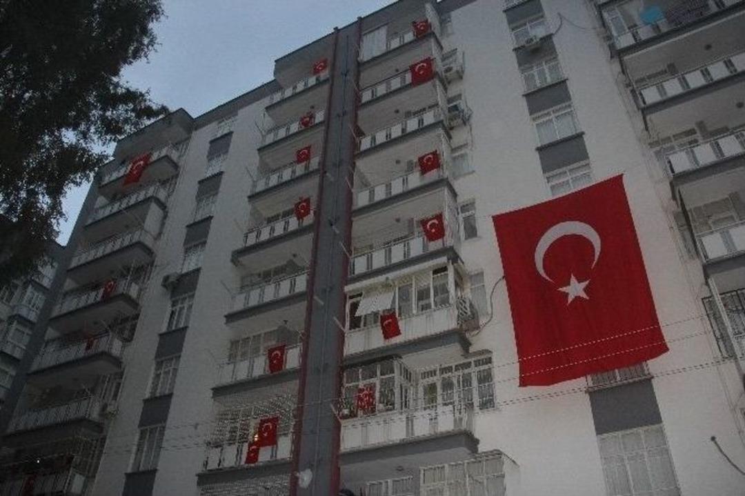 Adana&rsquo;ya 26&rsquo;ıncı Şehit Ateşi D&uuml;şt&uuml;
