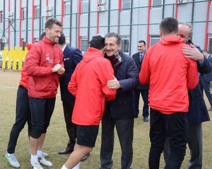 Başkan Ataç’tan Es-es’e Moral Ziyareti G5