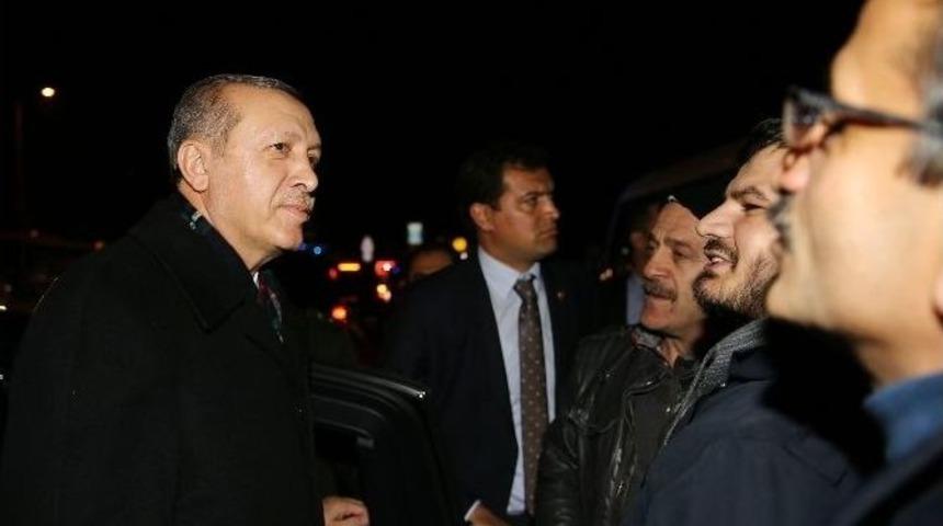 Cumhurbaşkanı Erdoğan, Taksicileri Ziyaret Etti