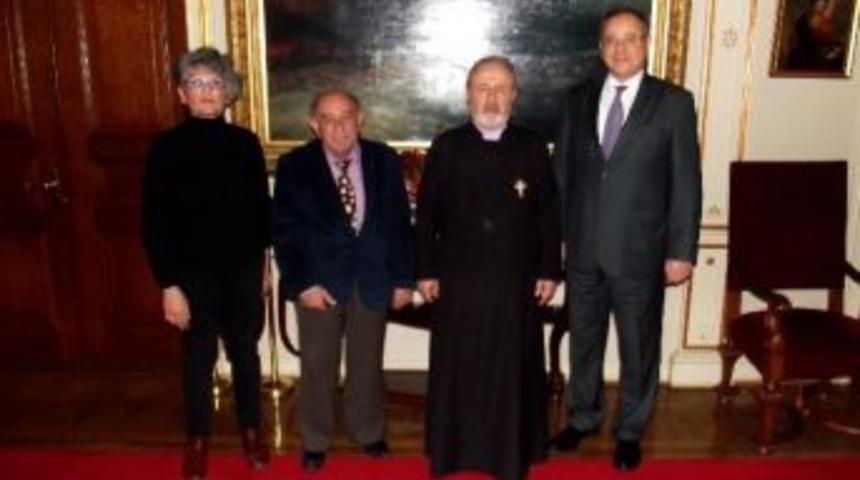 Marmaris&rsquo;ten D&uuml;nya&rsquo;ya M&uuml;zikle Barış K&ouml;pr&uuml;s&uuml;