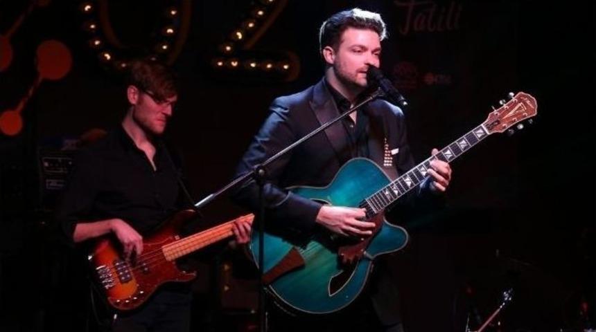 Bursa&rsquo;da Caz R&uuml;zgarı S&uuml;r&uuml;yor