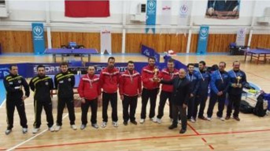 Masa Tenisi T&uuml;rkiye Kupası Grup Şampiyonasında Divapan İkinci Oldu