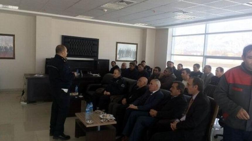 Erzincan&rsquo;da G&uuml;venli Trafik Projesi Toplantısı Yapıldı