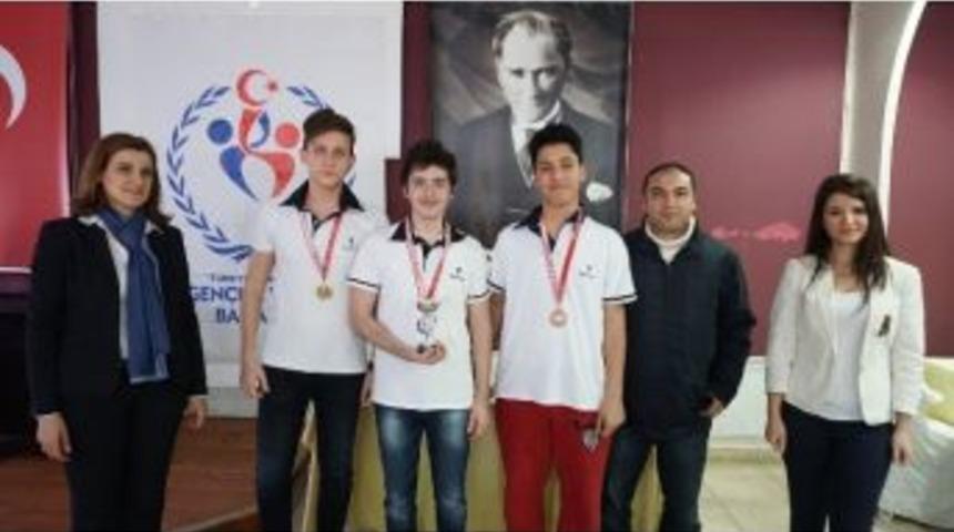 Yamanlar Satran&ccedil;ta Da Madalyaları Kaptı