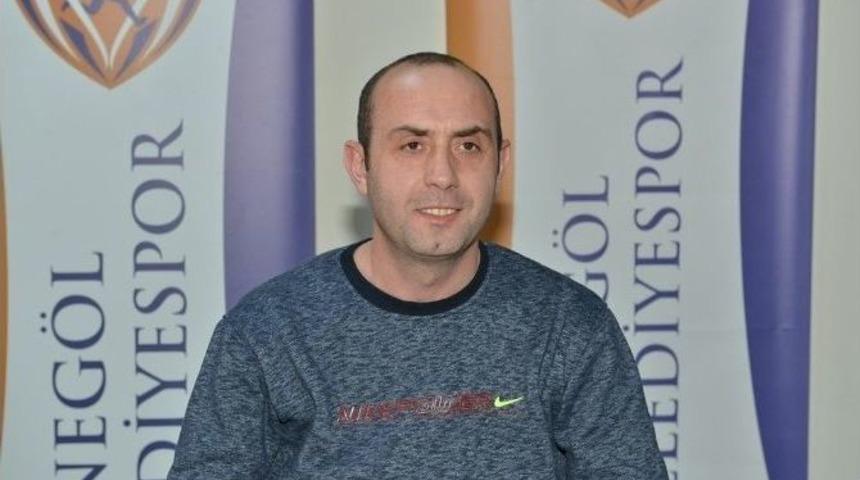 Başt&uuml;rk: "grup Lideri Olarak Yolumuza Devam Etmek İstiyoruz"