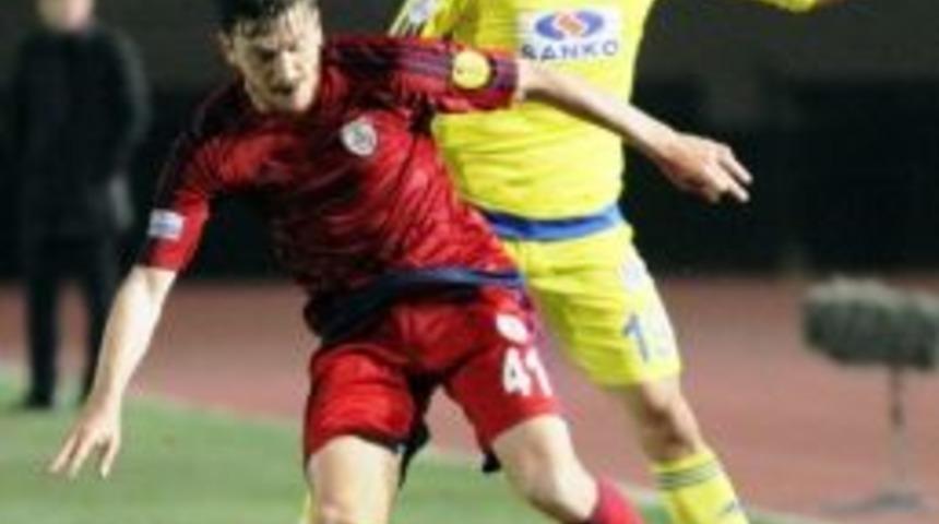 İzmir&rsquo;de Dostluk Kazandı