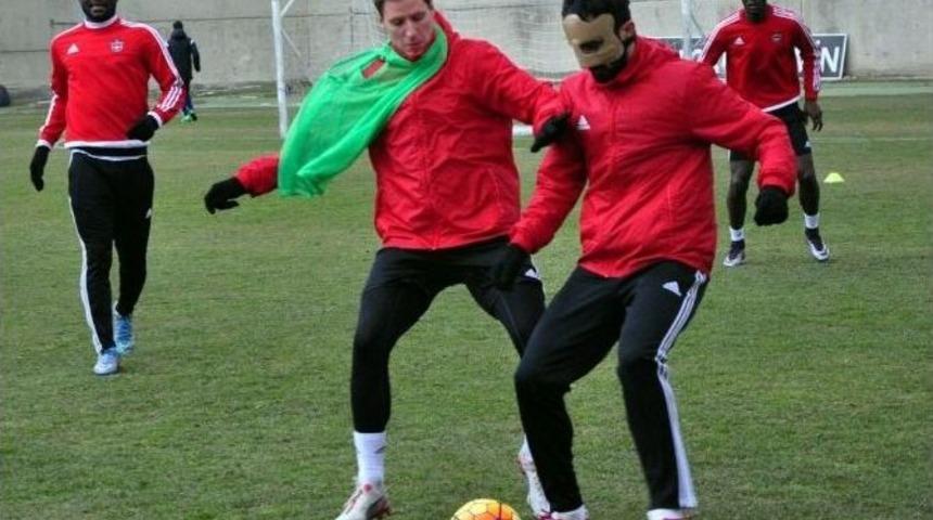 Gaziantepspor İle Akhisar Belediyespor 8. Randevuda