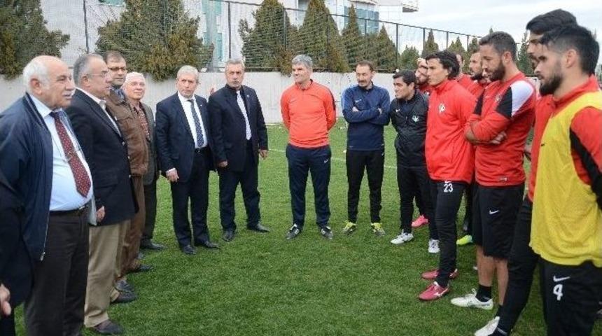 Muhtarlardan Denizlispor&rsquo;a Moral Ziyareti