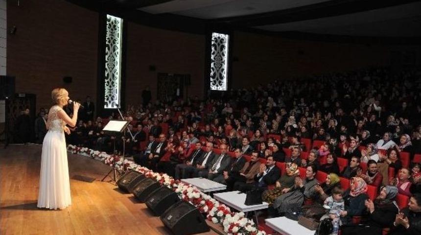 Ke&ccedil;i&ouml;ren Belediyesi&rsquo;nden Sevenler İ&ccedil;in Aşk Konseri