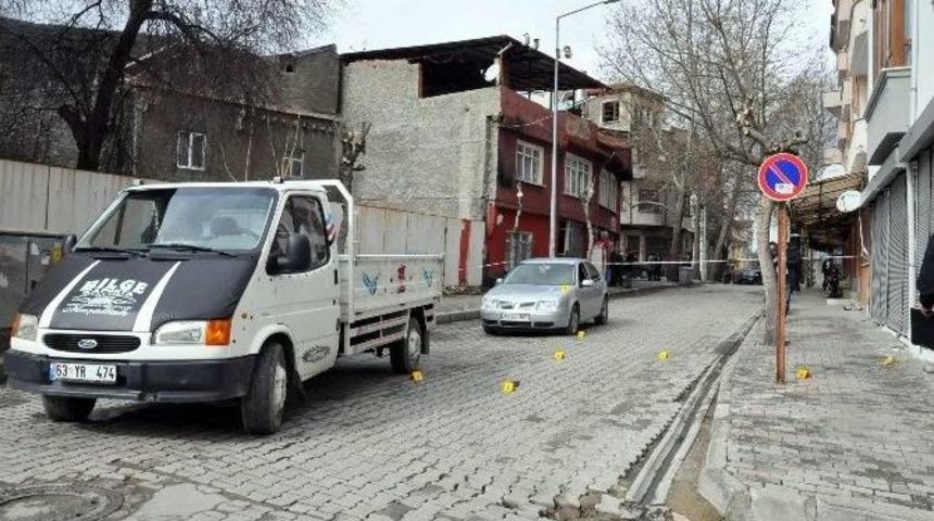 Akşehir&rsquo;de Silahlı Kavga: 2 Yaralı