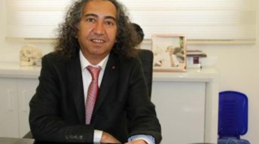 Doğum Sonrası Sarkık G&ouml;ğ&uuml;slere Estetik &Ccedil;&ouml;z&uuml;m