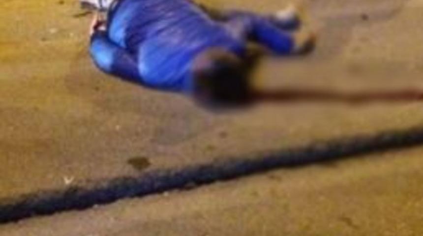 Motosiklet Otomobile &Ccedil;arptı: 1 &Ouml;l&uuml;