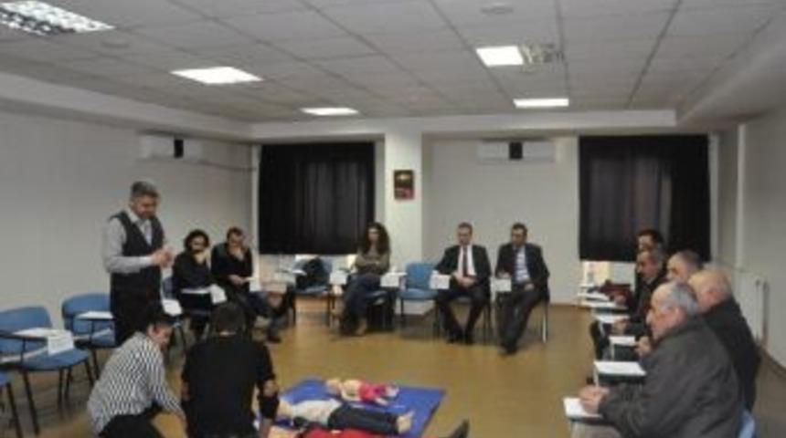 Tunceli&rsquo;de Gazeteci Ve İl &Ouml;zel İdare &Ccedil;alışanlarına Temel İlkyardım Eğitimi