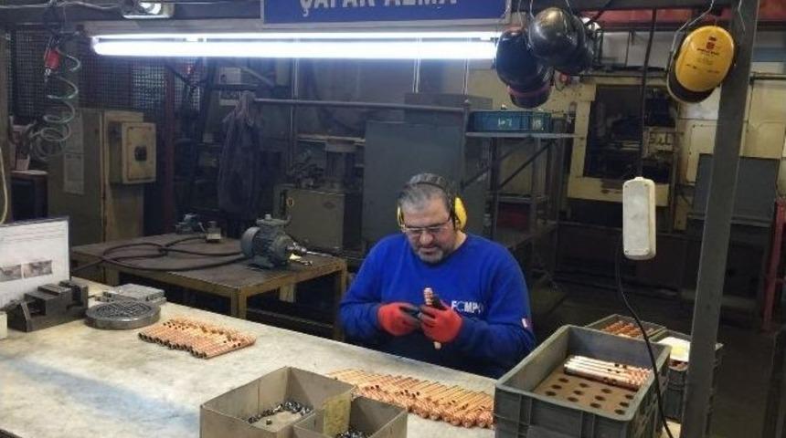 Vali Bektaş, Turgutlu Osb&rsquo;de İncelemelerde Bulundu