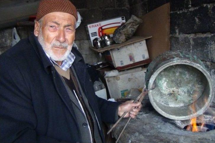 Şehit Oğlunun Acısını Unutmak İçin Kalay Yapıyor G3