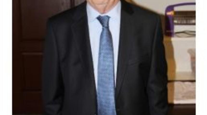 Chp S&ouml;zc&uuml;s&uuml; Selin Sayek B&ouml;ke&rsquo;nin Babası İha&rsquo;ya Konuştu