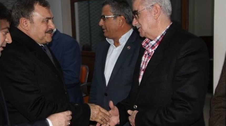 Bakan Eroğlu Ak Parti&rsquo;yi Ziyaret Etti