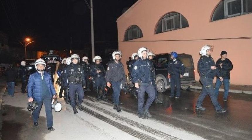Manisa&rsquo;da İzinsiz Y&uuml;r&uuml;y&uuml;şe M&uuml;dahale: 9 G&ouml;zaltı