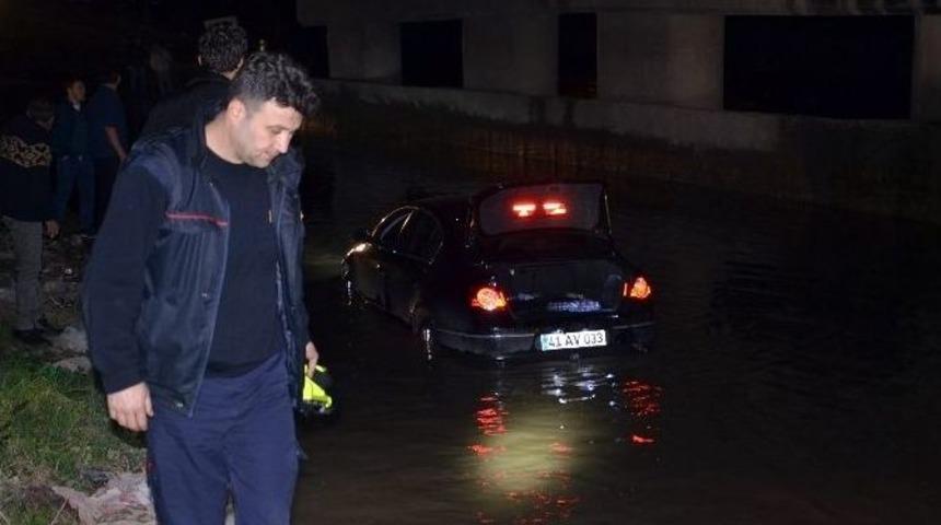 Kocaeli&rsquo;de Dere Taştı, Alt Ge&ccedil;idi Su Bastı