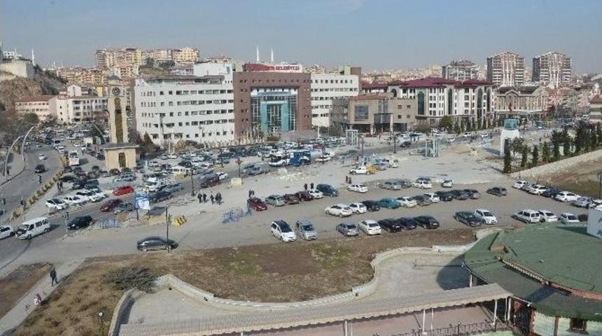 Ke&ccedil;i&ouml;ren&rsquo;e Meydan