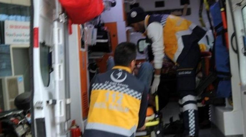 Siirt&rsquo;te 2 Katlı Ev &Ccedil;&ouml;kt&uuml;: 3 &Ouml;l&uuml;, 2 Yaralı