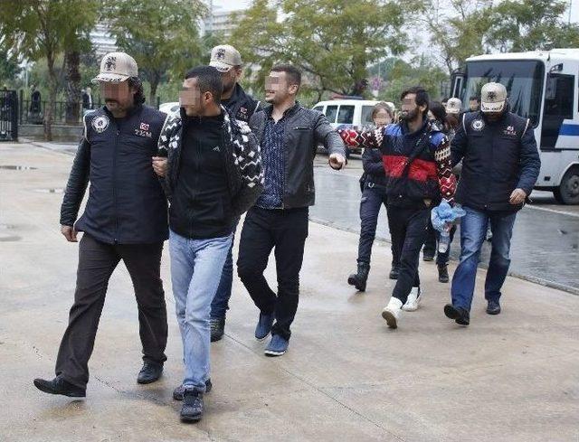 Antalya’da Pkk Operasyonu: 29 Gözaltı