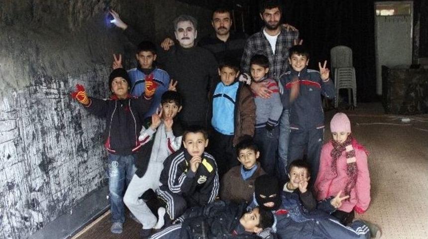 Sokakta &Ccedil;alışan &Ccedil;ocukların &rsquo;sobe&rsquo; Belgeseli Berlin Film Festivali&rsquo;nde