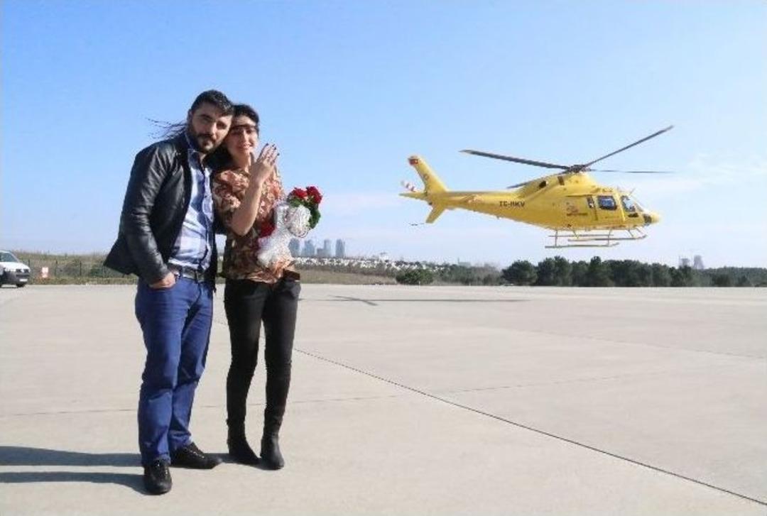 Kız Arkadaşına Helikopterde Evlenme Teklif Etti
