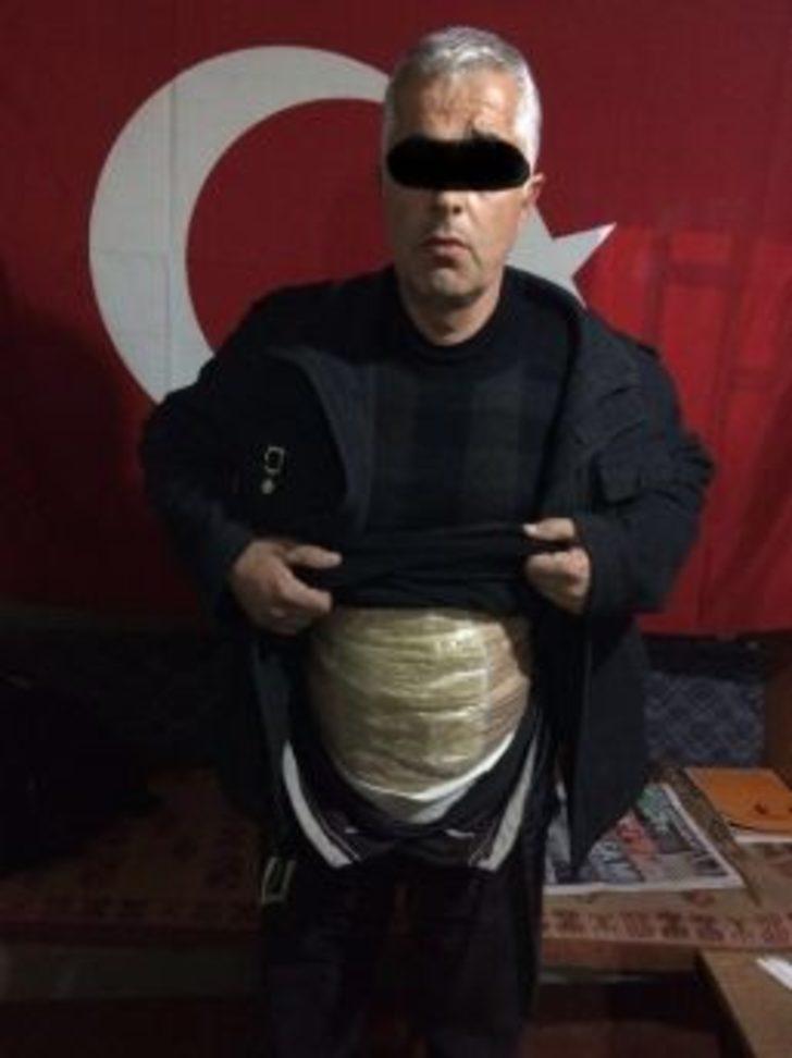 Erzurum’da 1 Kişi Vücuduna Sardığı Eroinle Yakalandı