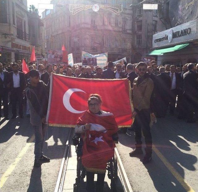 Beyoğlu’nda ’teröre Hayır, Kardeşliğe Evet’ Yürüyüşü