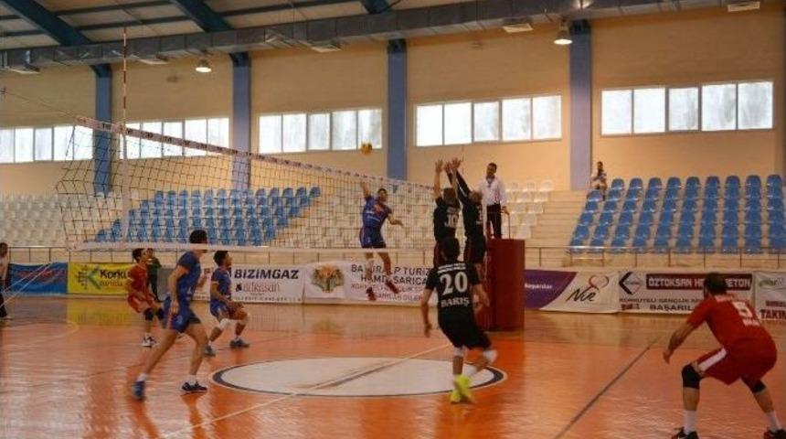 Korkuteli Gen&ccedil;likspor Zoru Başardı