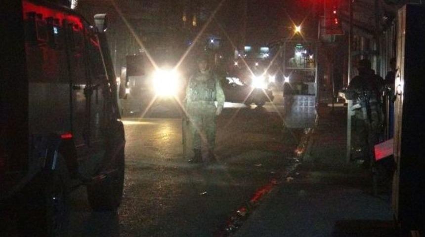 Batman&rsquo;da Zırhlı Polis Aracına Ses Bombalı Saldırı