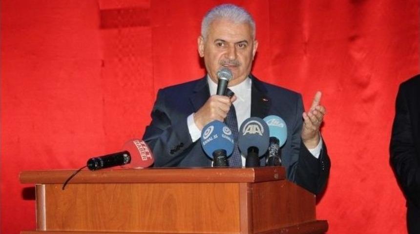Bakan Yıldırım, İzmir&rsquo;de Başkanlık Sistemini Anlattı