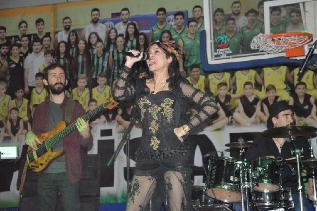 Akhisar&rsquo;da Aydilge R&uuml;zgarı