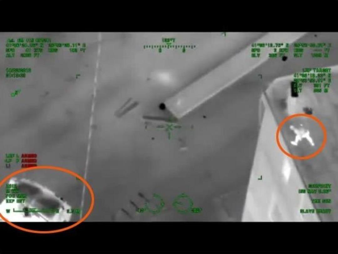 Polise Molotofla Saldıran G&ouml;stericiler Kamerada