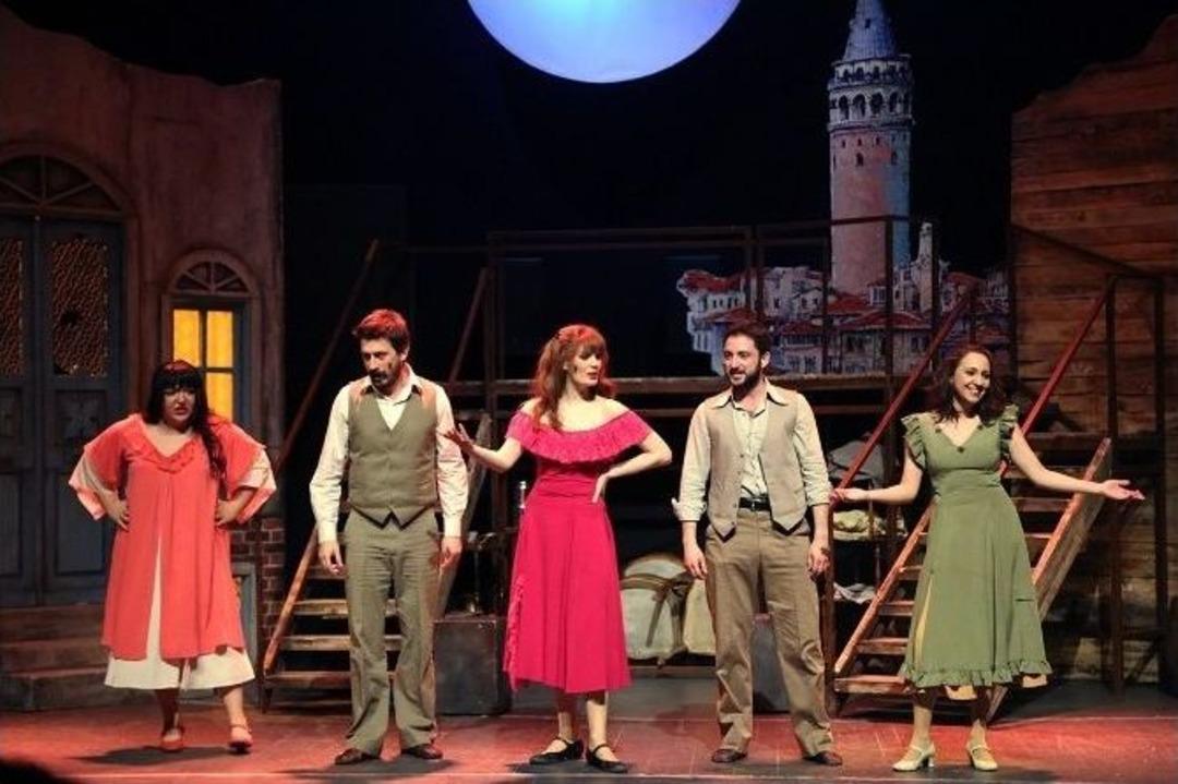 "fosforlu Cevriye"tiyatro Oyunu, Maltepeliler&rsquo;le Buluştu