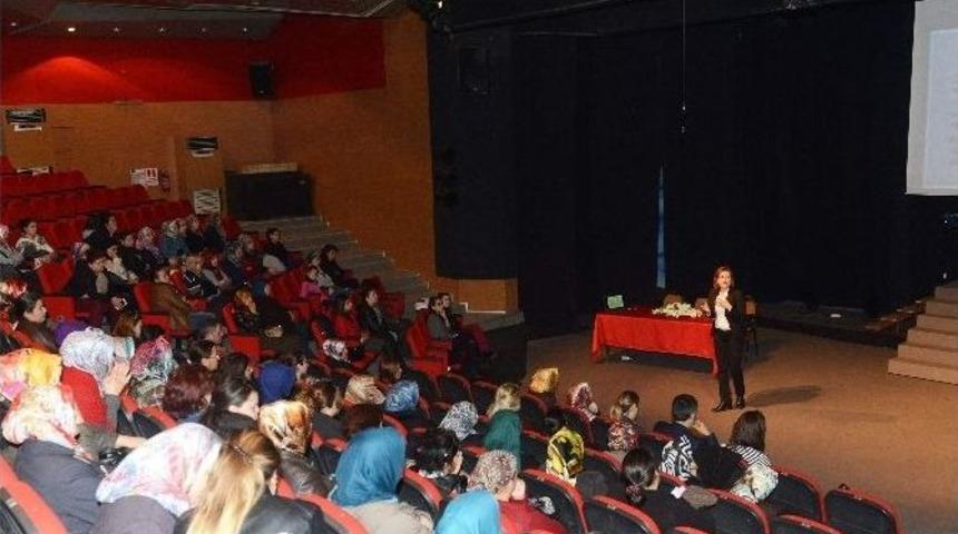 Antalya B&uuml;y&uuml;kşehir Belediyesi&rsquo;nden Velilere Madde Bağımlılığı Semineri
