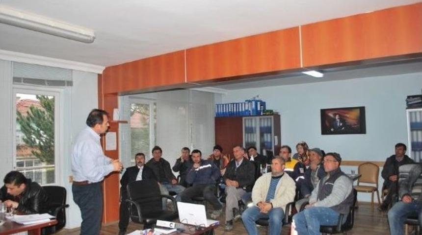 Belediye İşçilerine ’iş Güvenliği Ve İşçi Sağlığı’ Eğitimi