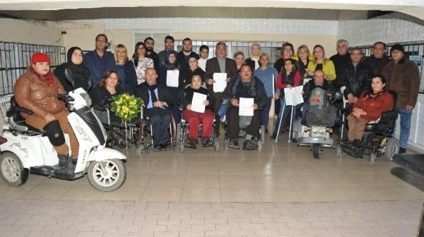 Engelliler Sertifikalarını Aldı