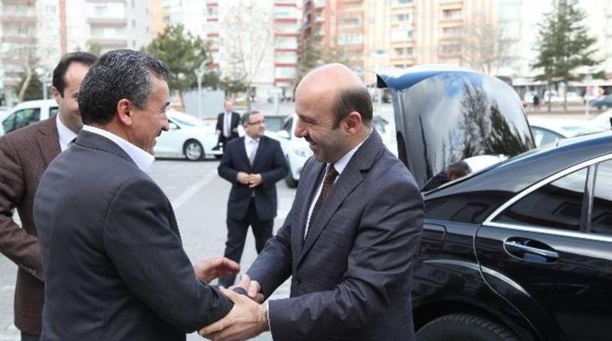 Bakan Yardımcısı T&uuml;fek&ccedil;i&rsquo;den Tutal&rsquo;a Ziyaret