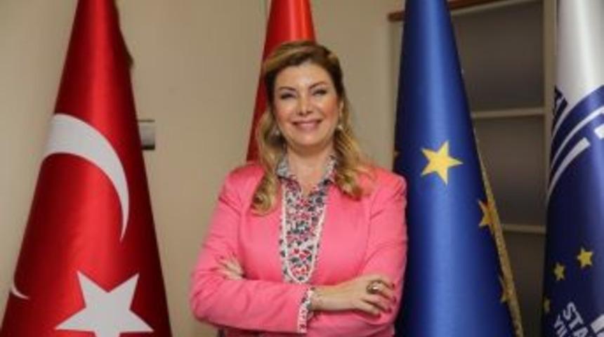 İzmirli İş İnsanlarına Ekonomideki Fırsatları Anlatacaklar