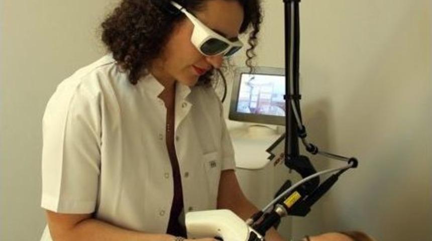 Yeni Teknolojik Y&ouml;ntemlerle Sivilce Ve Yara İzlerinden Kurtulun