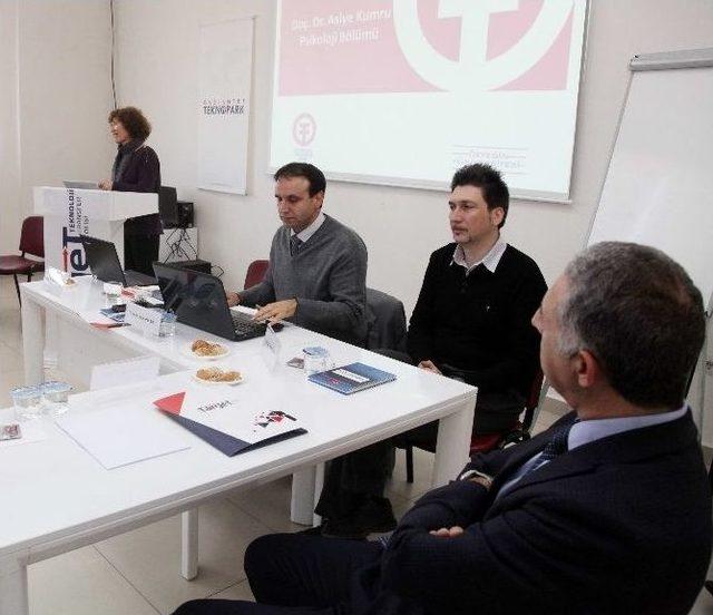 Gaziantep Üniversitesin’de Panalistlerin Paneli Çalıştayı Gerçekleşti