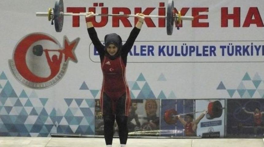 Kağıtsporlu Halterci&rsquo;den Altın Madalya