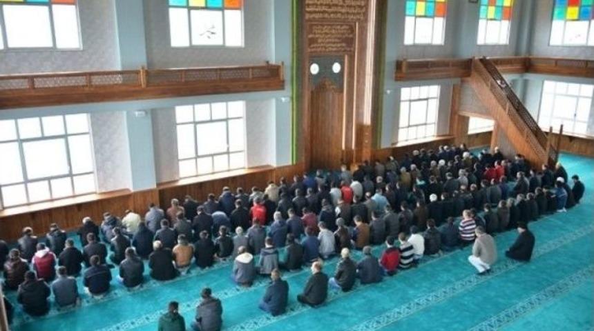 Gediz Organize Sanayi Bölgesi Camii İbadete Açıldı