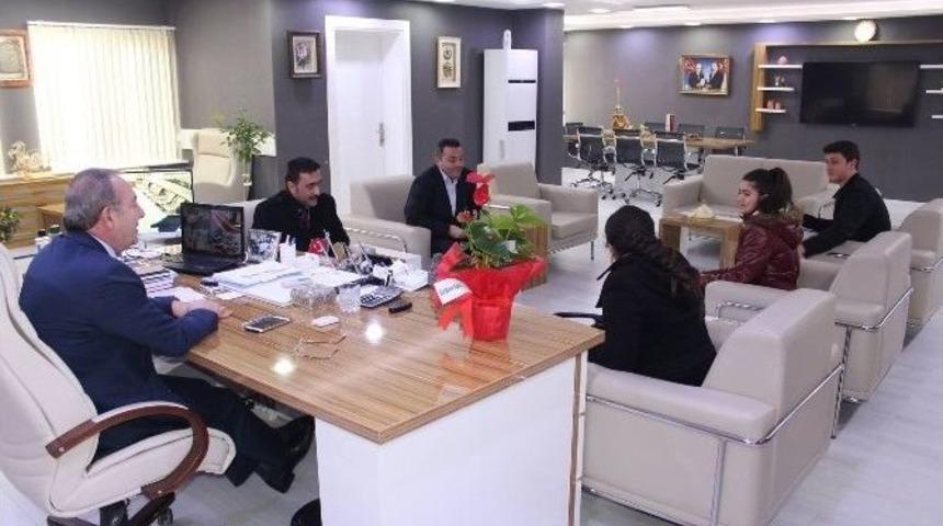 Başkan Şahiner Okul Gazetesi İçin Röportaj Verdi