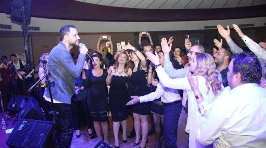 Bora Duran Şirehan Otelde Gaziantepliler İ&ccedil;in S&ouml;yledi