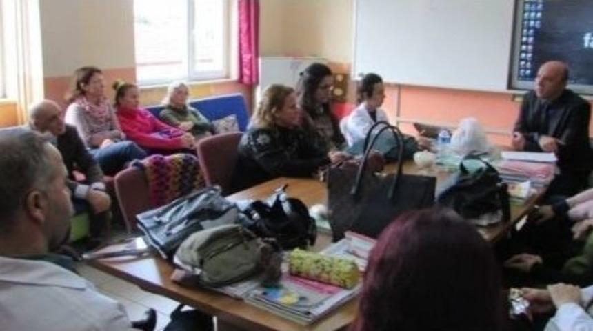 Burhaniye&rsquo;de Okullara M&uuml;d&uuml;r Ziyareti